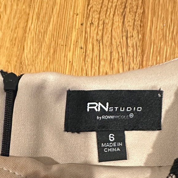 RN Studio | Elegant Black Lace Dress - Picture 2 of 16